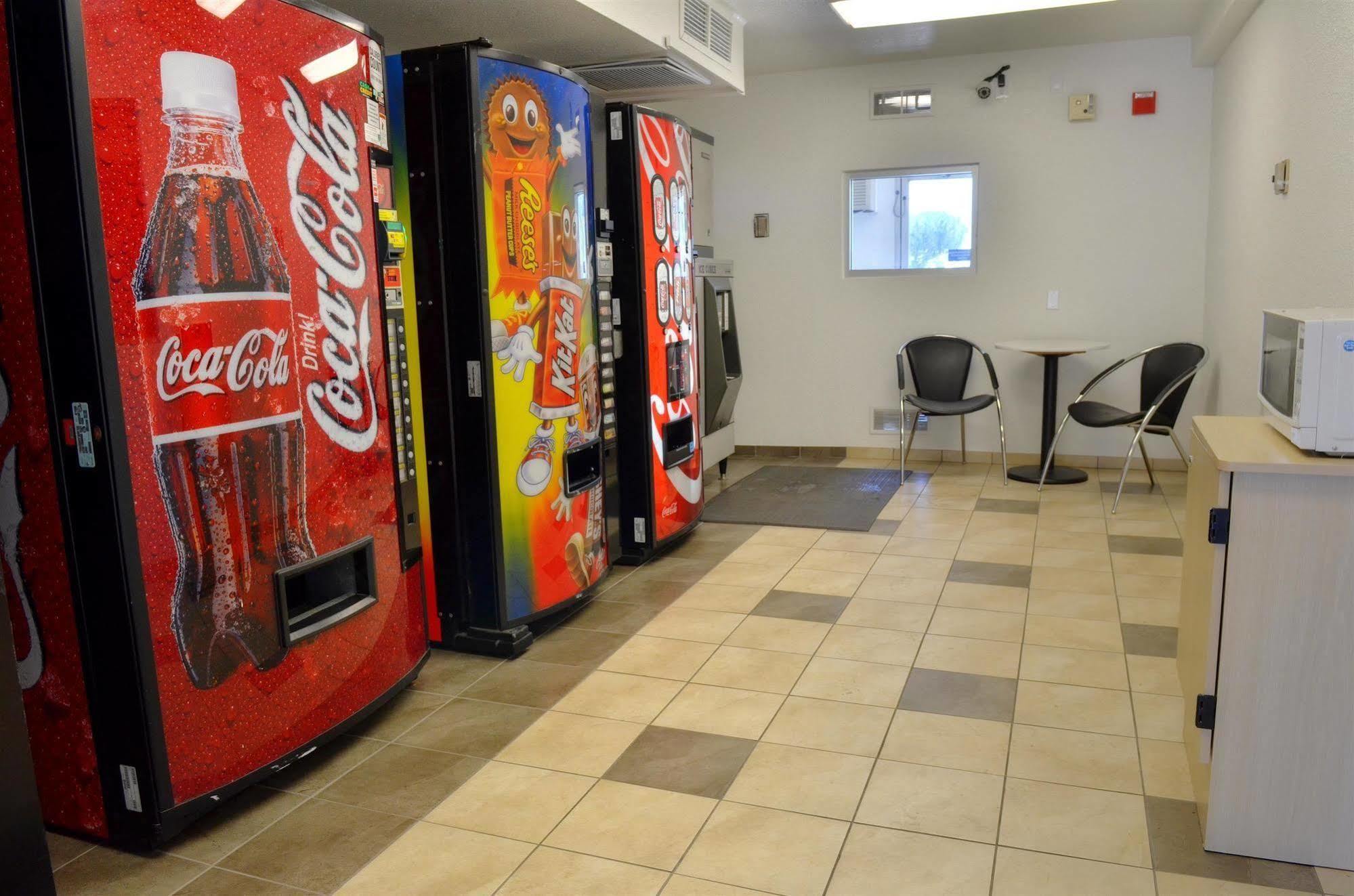 Motel 6-Santa Nella, Ca - Los Banos - Interstate 5 Экстерьер фото
